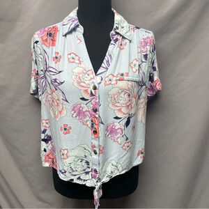 ❤️(2for20)SALE❤️Candie’s Sz M Juniors Short Sleeve Shirt Vneck Button Down top